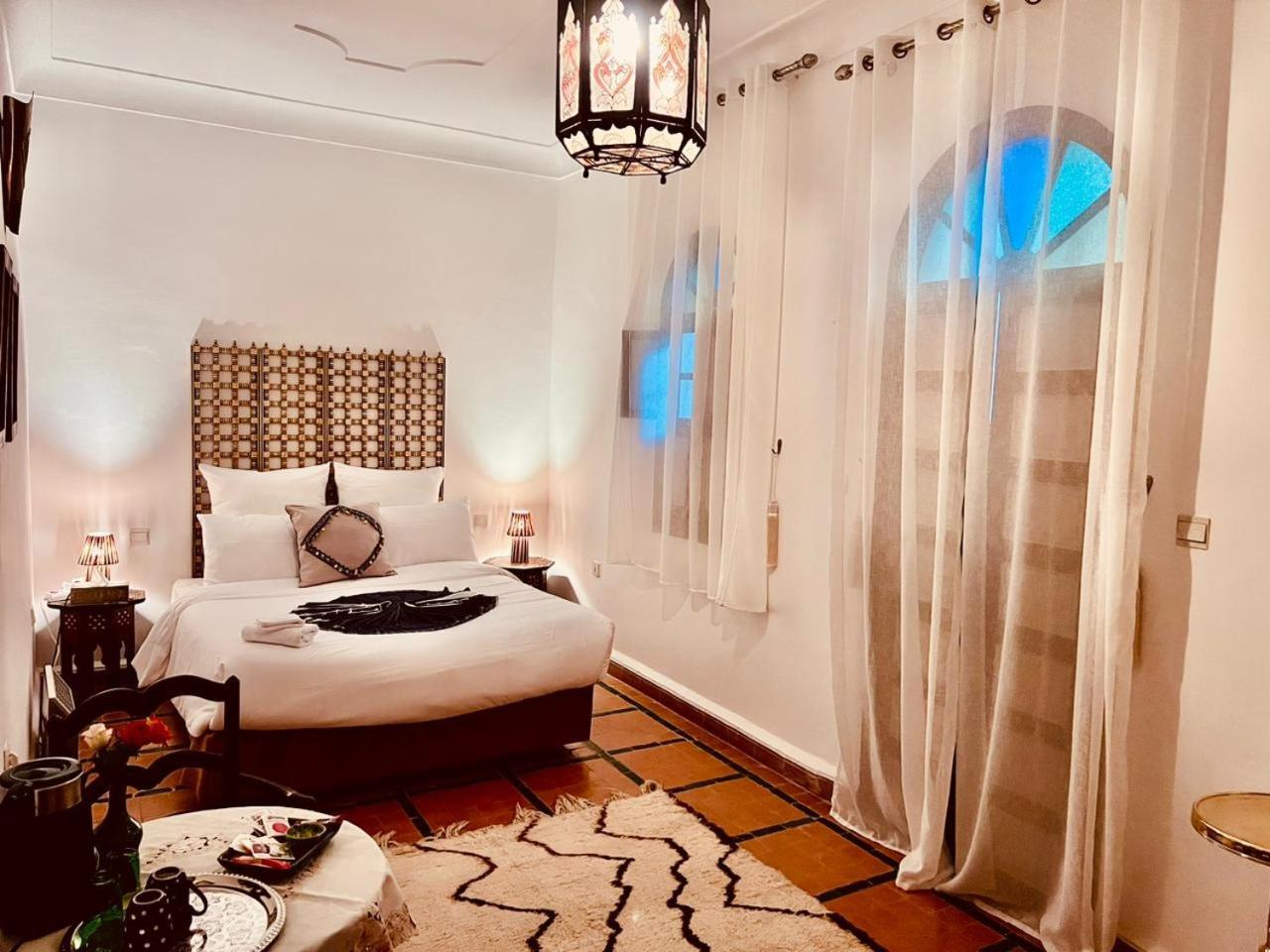 Bed and Breakfast Dar Sydney Marrakesch Zimmer foto